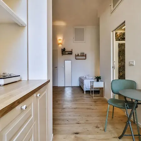 Urban Nest M